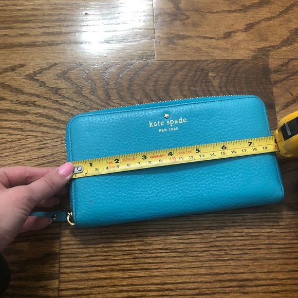 Kate Spade Wallet - Picture 10 of 10